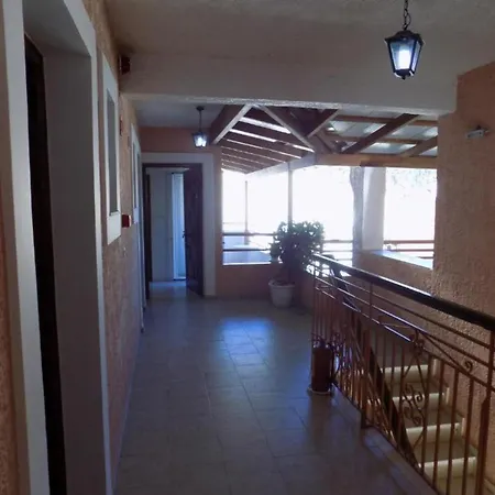 Apartment Afrodite 15 Spacious