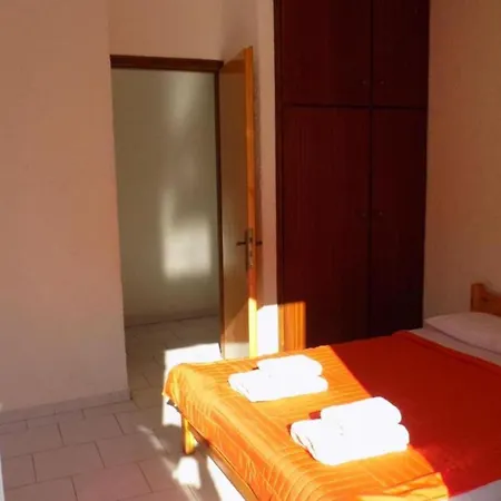 Afrodite 15 Spacious