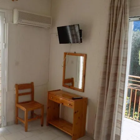 Afrodite 15 Spacious Apartamento Agia Efimia